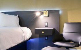 Glen Capri Inn And Suites - Burbank Universal